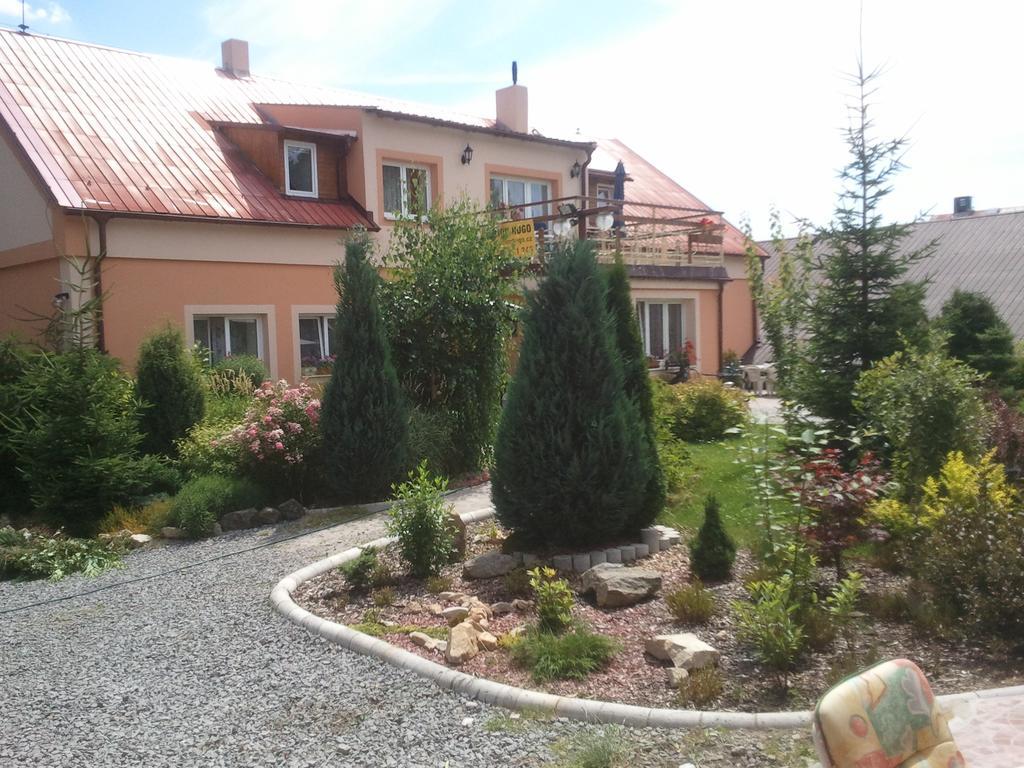Penzion Hugo Sedlec-Prcice Buitenkant foto